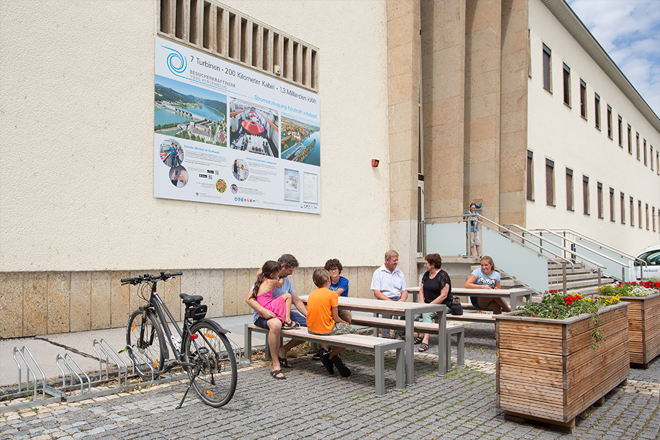 Ab Montag, den 19. Juli 2021 kehren wir wieder zurück zu unseren regulären Öffnungszeiten.