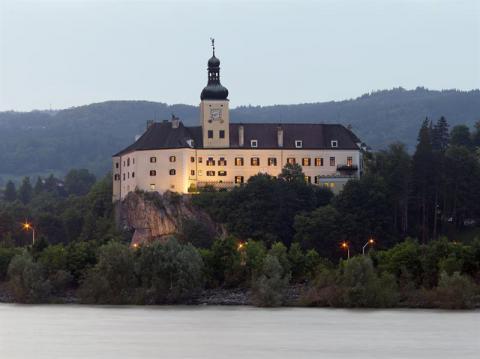 Tag des offenen Innenhofes und Parks im Schloss Persenbeug