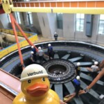 Maschinentausch Ybbs2020: Aushub Rotor Maschine 2 mit Ente Doris